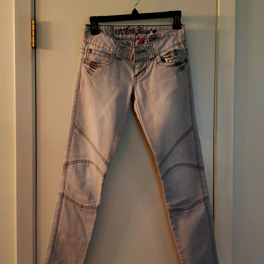 Guess light denim washed fitted jeans size US 24 new